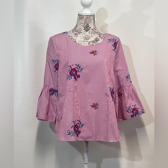 NINE WEST Red and white stripe with embroidered floral design top size L - Picture 1 of 14